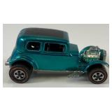 1968 REDLINE Hot Wheels "32 Ford Vicky Classic" Transparent Aqua With Button Really Nice Condition