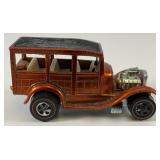 1968 REDLINE Hot Wheels "Classic 31 Ford Woodie" Transparent Orange With Button Nice Condition