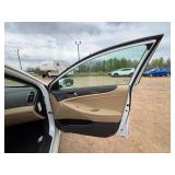 2012 Hyundai Sonata Hybrid Sedan 4D