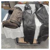 Harley Davidson Chaps, sz Medium w/Bag