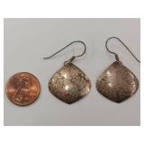 Elegant Sterling Silver Leaf Pattern Earrings