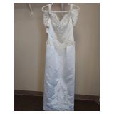 Elegant White Lace Wedding Dress with Removable Train