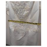 Elegant White Lace Wedding Dress with Removable Train