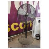 Wind Pro 30" Two-Speed Fan
