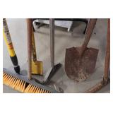 Shop Broom, Shovel, Squeegie, Scraper, Extension Pole