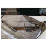 Browning Deluxe Nomad XL Series RH Compound Bow