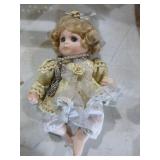 5 Vintage Dolls
