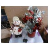 Large Lot of Christmas Décor