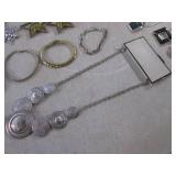 (EC1) Assorted Fashion Jewelry Most...