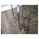 (HG) 4-Arm Clothes Rack Display wit...