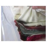 (G-1) Tote Full of Assorted Tablecl...