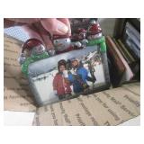 (A-3) Box of Assorted Picture Frame...