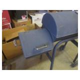 (BR1) CharBroil Offset Smoker/Grill...