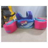(EW2) Stearns Youth Life Vest and C...