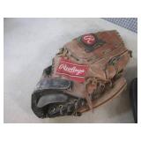 (CSB) 3 Baseball Gloves - Rawlings,...