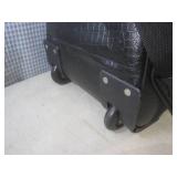 (EW3) Bob Mackie Travel Bag...