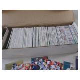 (EC1) Box of 1995 Fleer Football Ca...