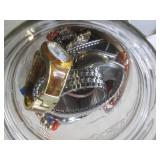 (EC1) Jar Full of Assorted Fashion ...