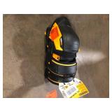 TOUGHBUILT GelFit Black Thigh Support Stabilization Knee Pads with integrated thigh support   Customer Returns See Pictures