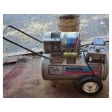 Power Pal 7.5-Gallon 2.7-CFM Air Compressor (Grey)