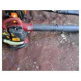 Poulan Pro PPB430VS 430-CFM 25cc Gas Blower PPB430VS (Red/Black)