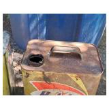 Lot of (2) Holiday Multi-Vis Super Blend 2-Gallon Motor Oil Can (empty)