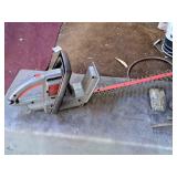 Craftsman® Bushwacker Electric 16" Hedge Trimmer (Red/Black)