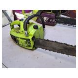Poulan XX Gasoline-Powered Chainsaw 12" Bar (Green/Black)