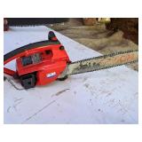 Homelite® XL Gasoline-Powered Chainsaw 16" Bar (Red/Black/White)