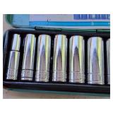 Tool Shop® 3/8"-drive Deep Well Socket Set 8-piece (Green) with Metal Case