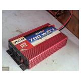 Vector MAXX SST 700 Watt Power Inverter