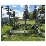 John Deere 1000 Field Cultivator