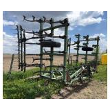 John Deere 1100 24ft 3point Field cultivator