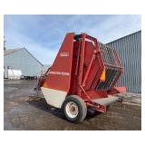 Hesston 5600 Round Baler