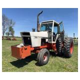 J.I. Case 1370 Tractor 504 engine, powershift, 18.4 38 rear tires, duals