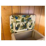 Singer Sewing Machine 14U 44 with Sewing Storage Ottoman