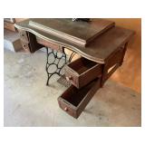 Antique Windsor B Sewing Machine and Cabinet