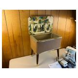 Singer Sewing Machine 14U 44 with Sewing Storage Ottoman