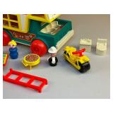 Fisher Price Play Family Camper