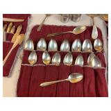 Vintage Silver-Plated Oneida Queen Bess II Pattern Flatware Silverware Lot