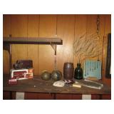 Lot of vintage collectibles includi...