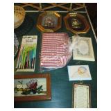 Vintage aprons, table coverings, wa...