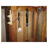 Musc Grill utensils,...