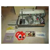 Vintage New Home portable sewing ma...