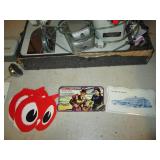 Vintage New Home portable sewing ma...