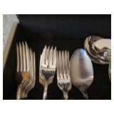 Gorgeous Oneida Community Tudor pla...