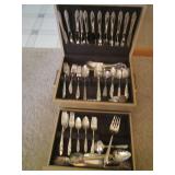 Gorgeous Oneida Community Tudor pla...