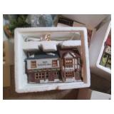 Covered tote with Assorted Collecti...