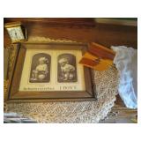 Fine variety of wood photo frames, ...