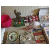 Lot of Spring and Easter themed hom...